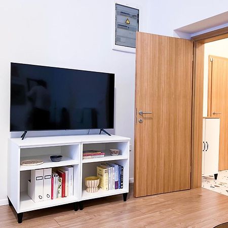 Aumetz Square Apartment Idrija Esterno foto