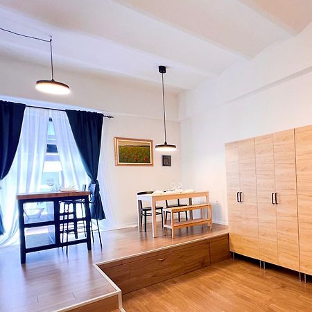 Aumetz Square Apartment Idrija Esterno foto
